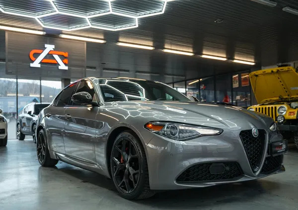 alfa romeo giulia tarnogród Alfa Romeo Giulia cena 135000 przebieg: 50780, rok produkcji 2020 z Tarnogród